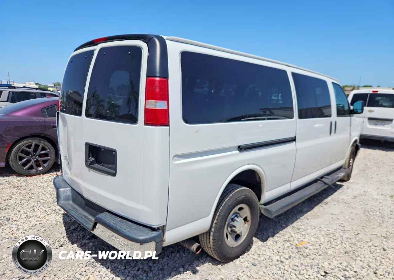 2020 Chevrolet Express G3500 Lt VIN:1GAZGPFG1L1157513 - 3