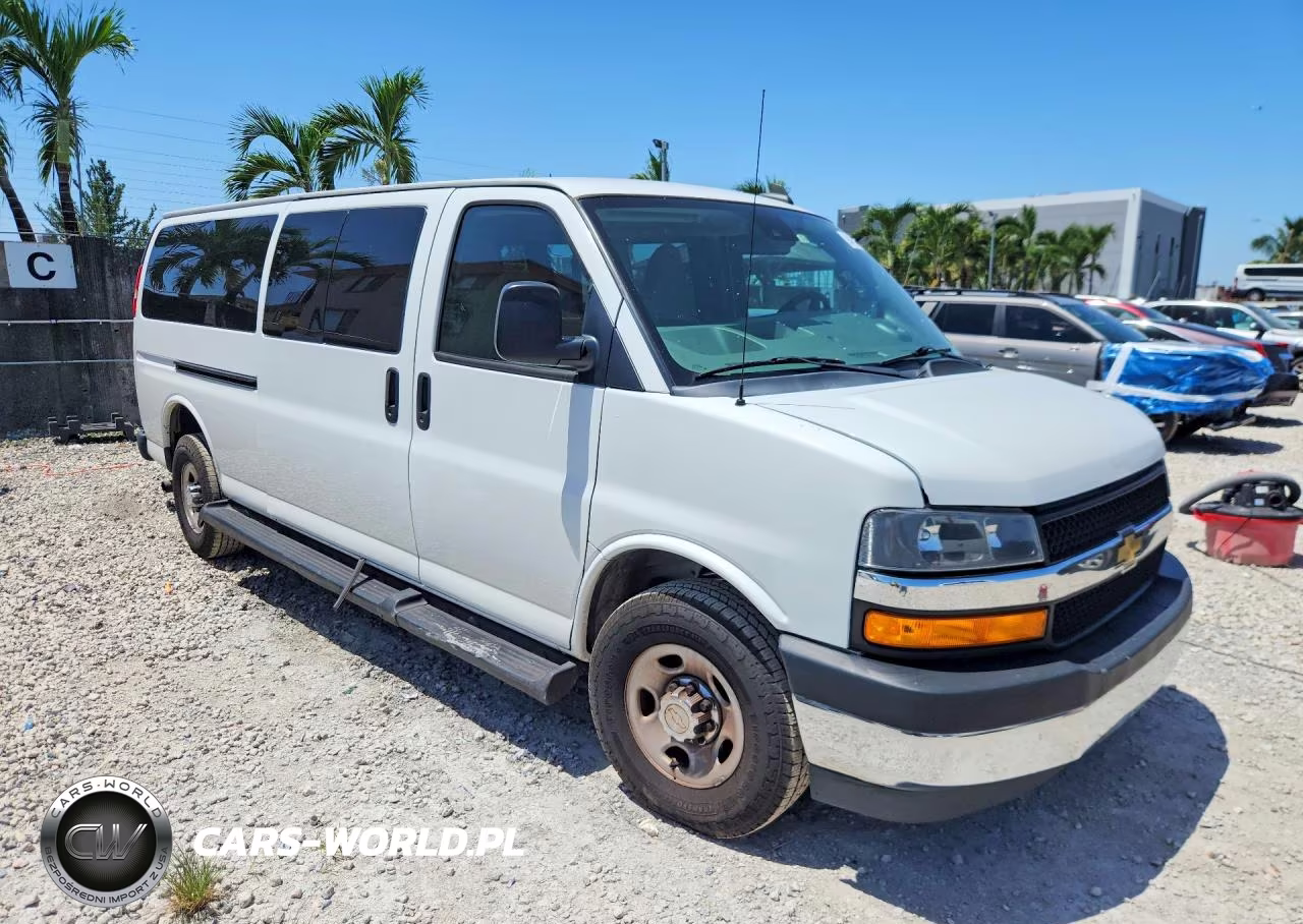 2020 Chevrolet Express G3500 Lt VIN:1GAZGPFG1L1157513 - 4