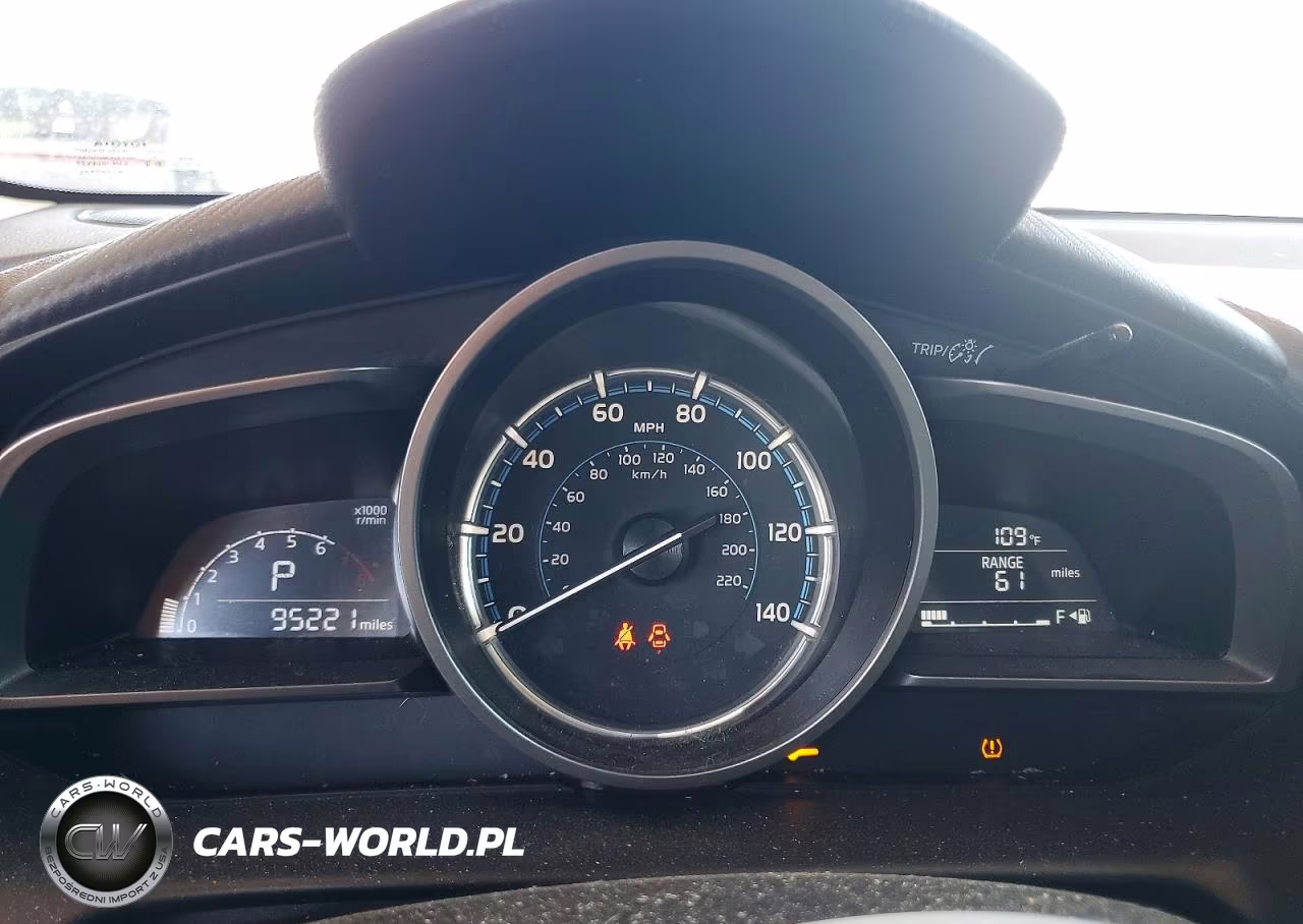 2019 Toyota Yaris Le VIN:3MYDLBYV5KY514862 - 9