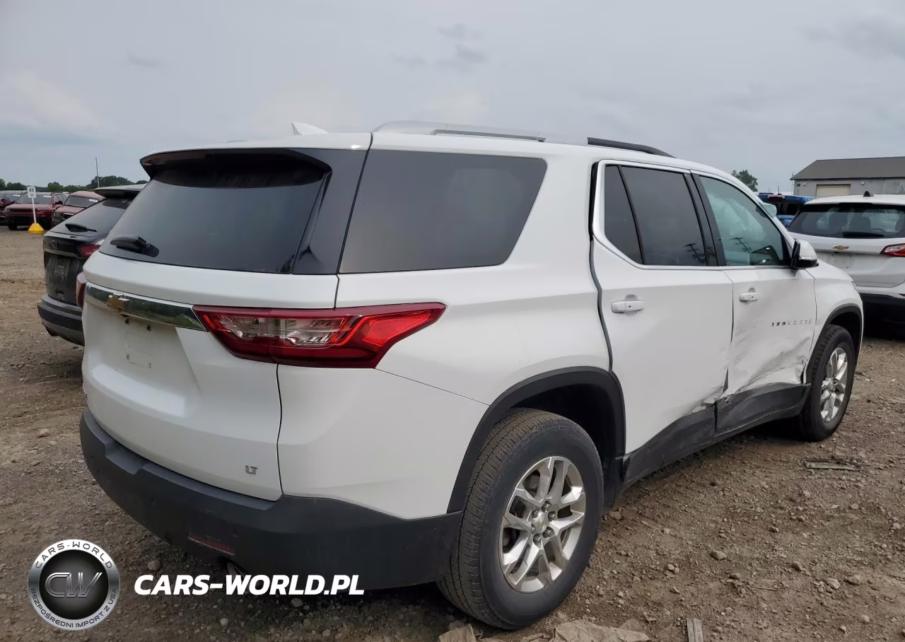 2018 Chevrolet Traverse Lt VIN:1GNERGKW1JJ179576 - 3