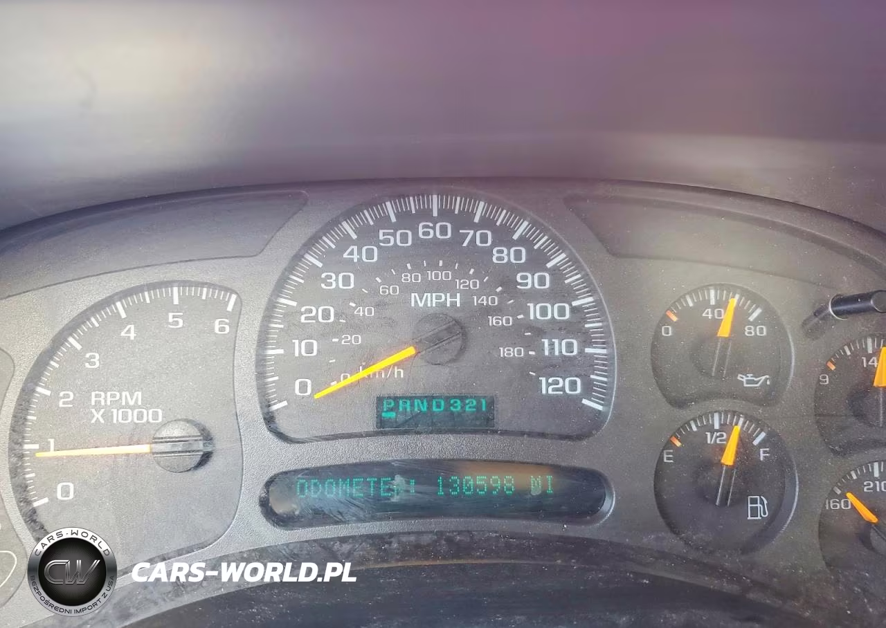 2003 Chevrolet Silverado C1500 VIN:2GCEC19X531254766 - 9