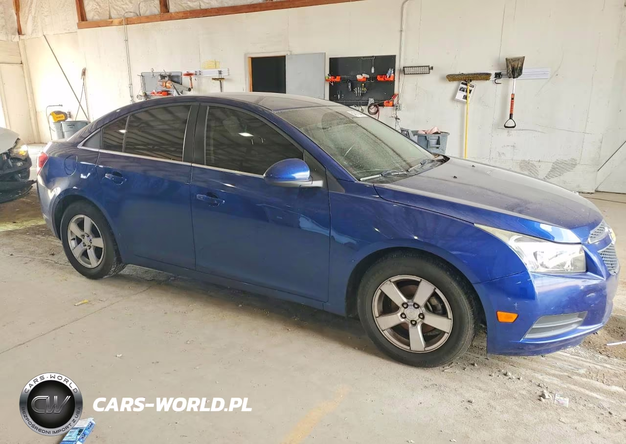 2013 Chevrolet Cruze Lt VIN:1G1PC5SB4D7134808 - 4