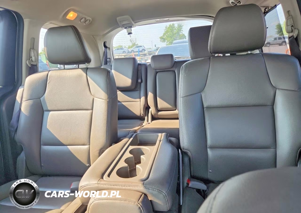2014 Honda Odyssey Touring VIN:5FNRL5H98EB023419 - 10