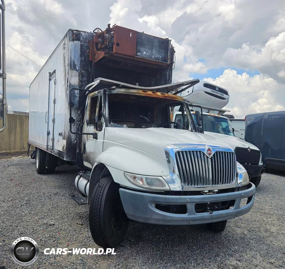 2019 International 4300 Refrigerated Box Truck VIN:3HAMMMMN3KL589596 - 4