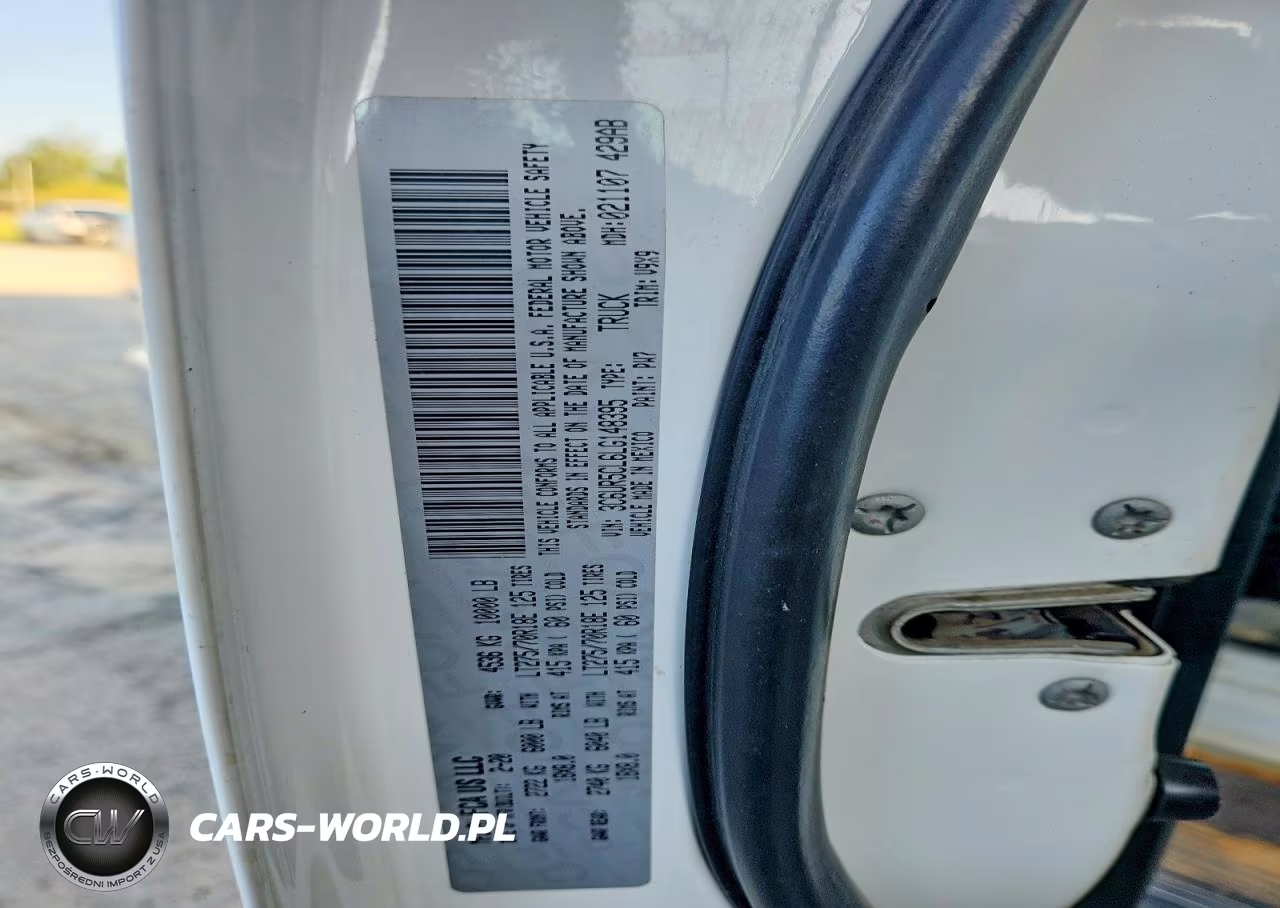 2020 Ram 2500 Tradesman VIN:3C6UR5CL6LG148395 - 12