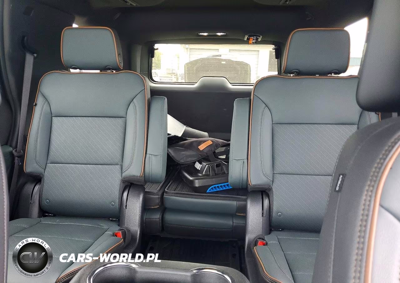 2025 GMC Yukon At4 VIN:1GKS2CR86SR403707 - 10