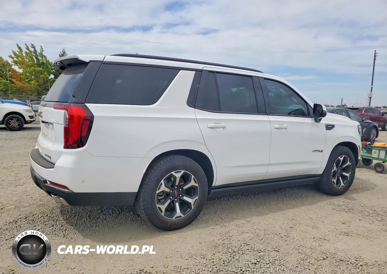2025 GMC Yukon At4 VIN:1GKS2CR86SR403707 - 3