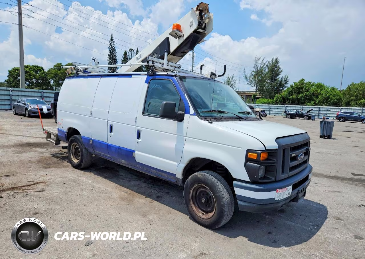 2013 Ford E350 Van With Bucket Lift VIN:1FDSE3EL2DDB07916 - 4