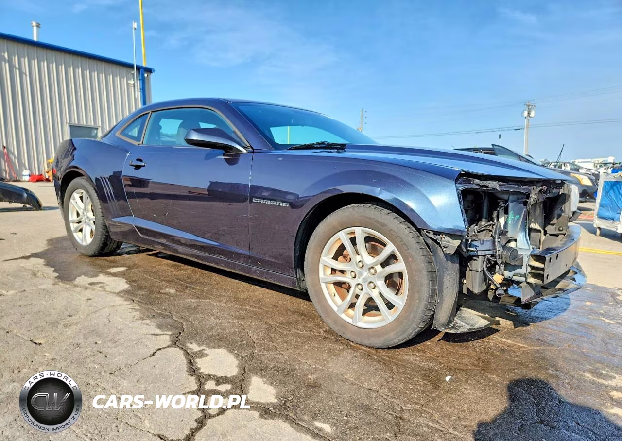 2014 Chevrolet Camaro Ls VIN:2G1FA1E33E9132403 - 4