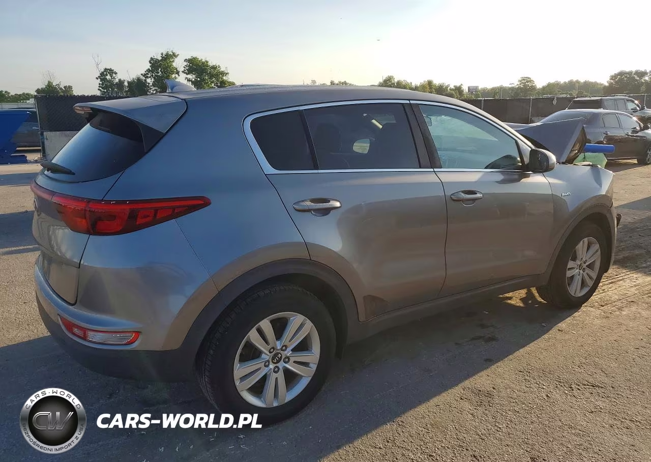 2018 Kia Sportage Lx VIN:KNDPMCAC4J7447419 - 3