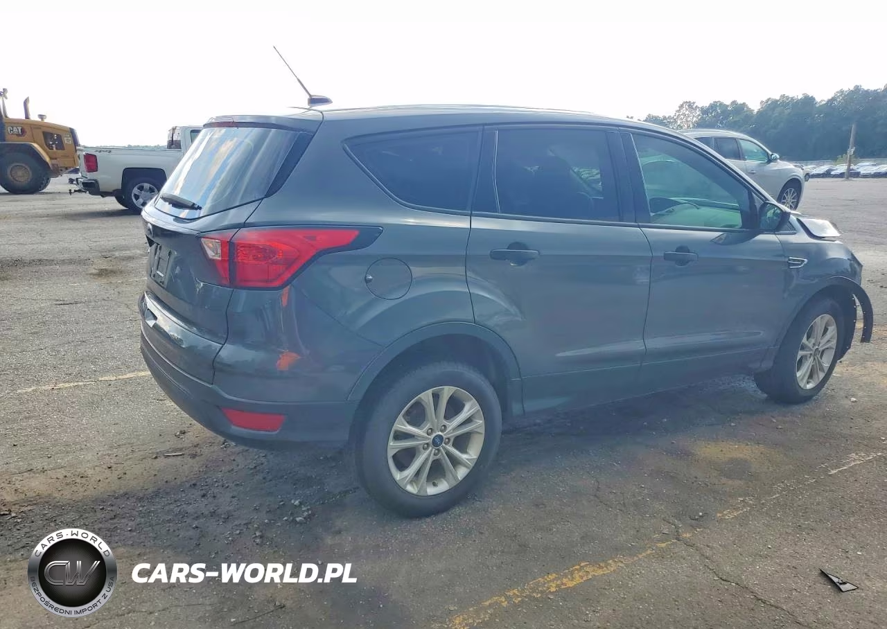 2019 Ford Escape S VIN:1FMCU0F72KUA88224 - 3