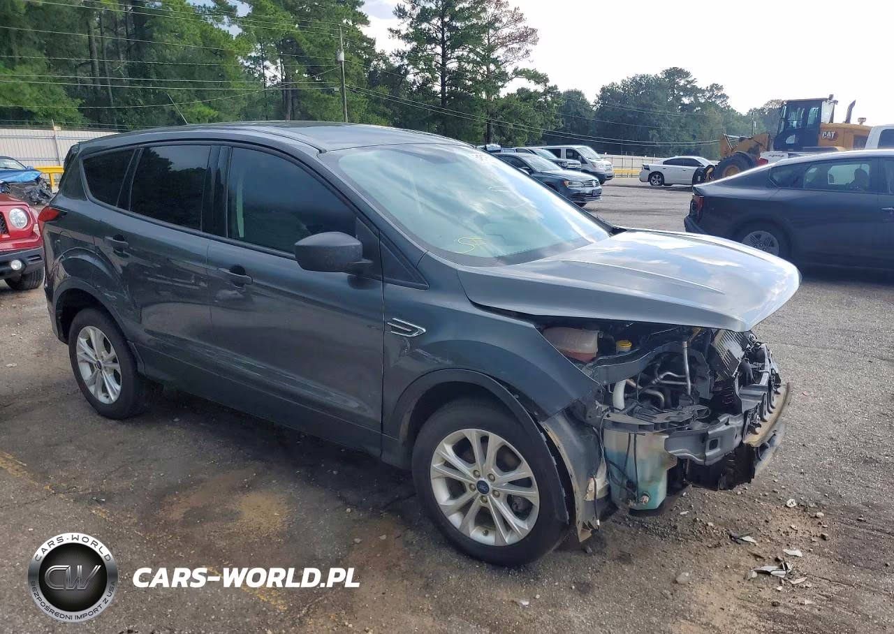 2019 Ford Escape S VIN:1FMCU0F72KUA88224 - 4