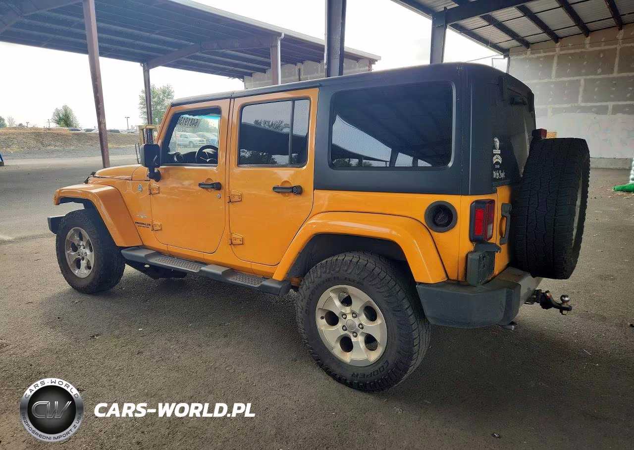 2013 Jeep Wrangler Unlimited Sahara VIN:1C4BJWEG2DL562386 - 2