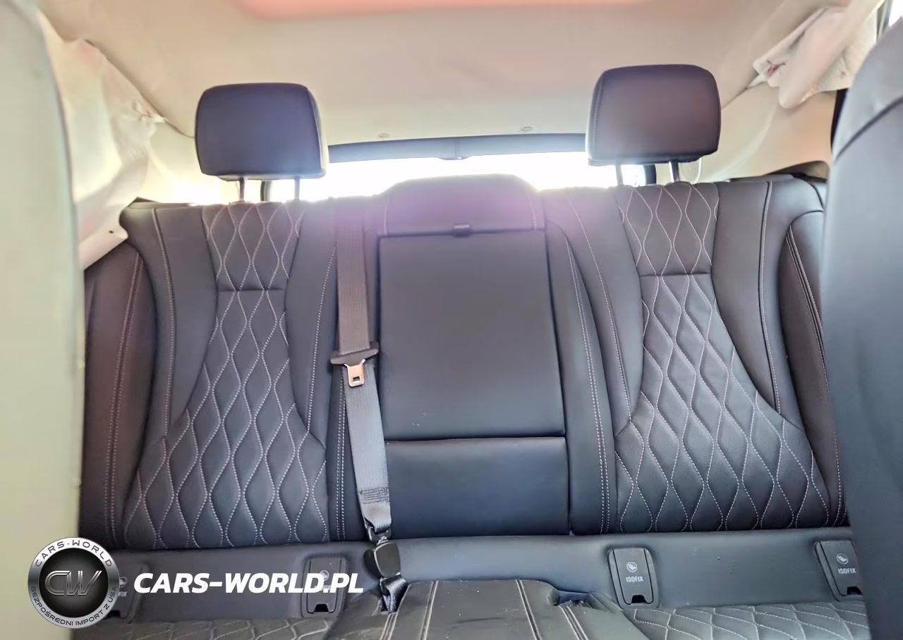 2023 Buick Envision Avenir VIN:LRBFZSR4XPD173219 - 10