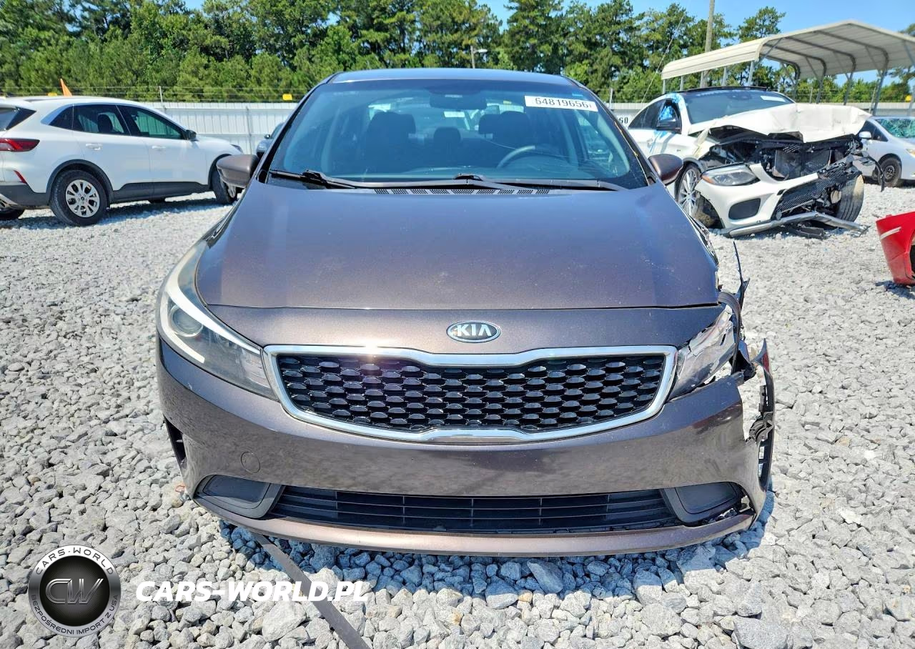 2018 Kia Forte Lx VIN:3KPFK4A73JE175357 - 5