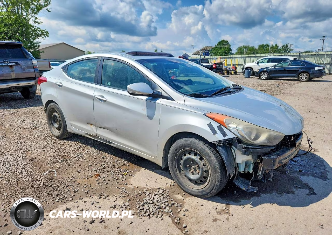 2013 Hyundai Elantra Limited VIN:KMHDH4AE0DU842178 - 4