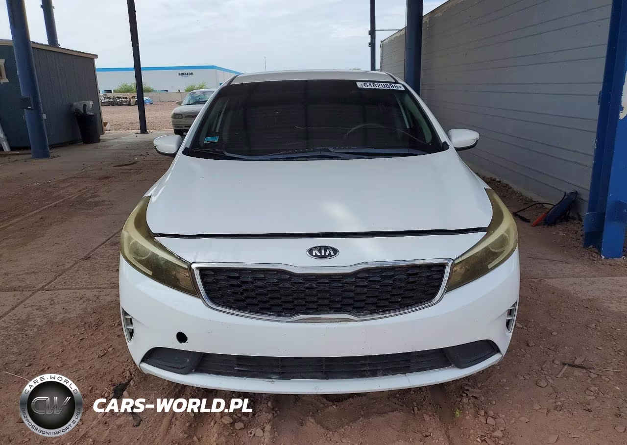 2018 Kia Forte Lx VIN:3KPFL4A78JE213727 - 5