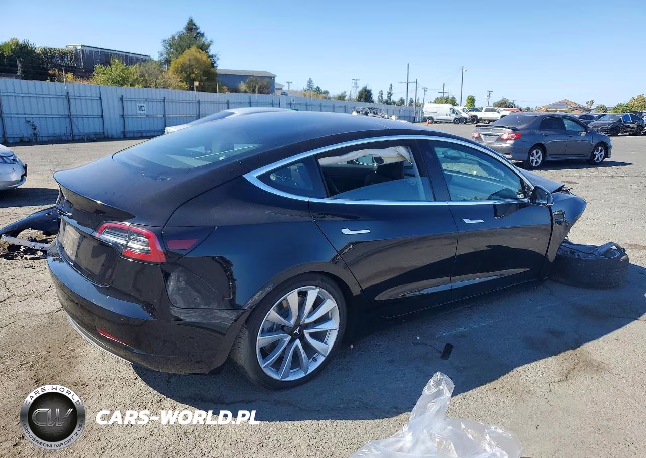 2018 Tesla Model 3 VIN:5YJ3E1EA2JF075856 - 3