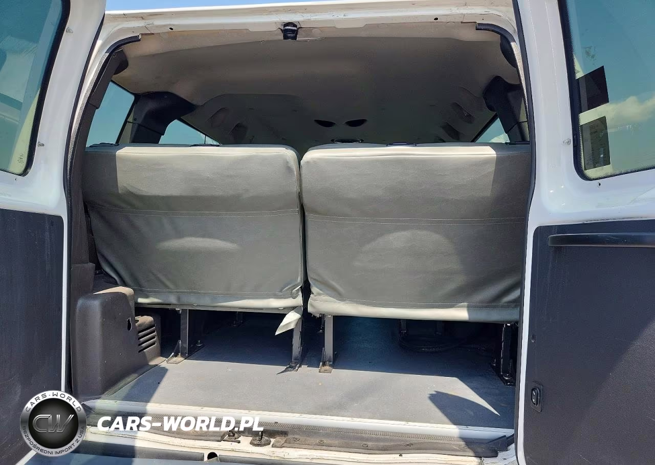 2014 Ford Econoline E350 Super Duty Van VIN:1FTSS3EL9EDB15235 - 10
