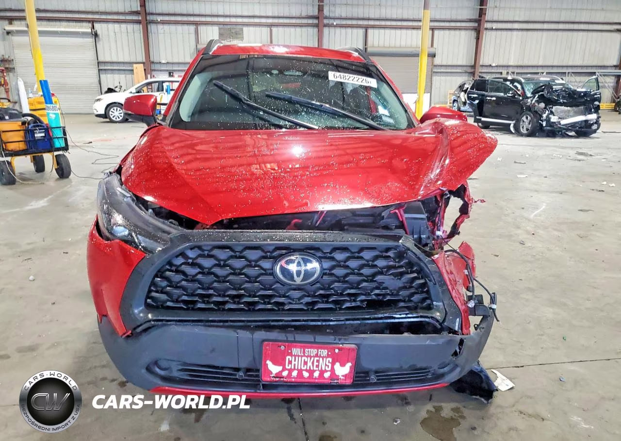 2024 Toyota Corolla Cross Le VIN:7MUCAAAG7RV080876 - 5