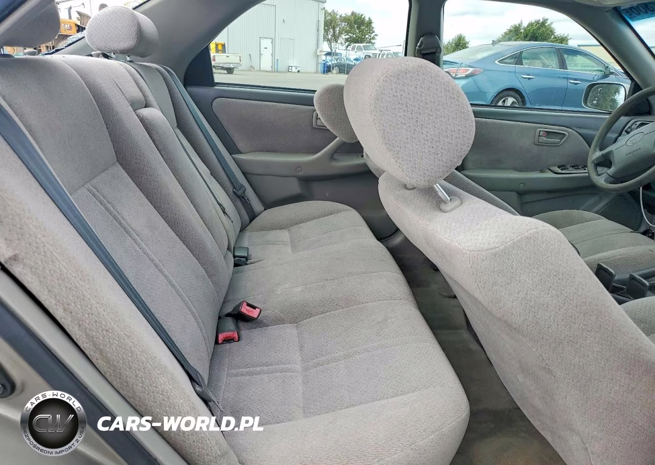 2001 Toyota Camry Le VIN:JT2BG22K410553369 - 10