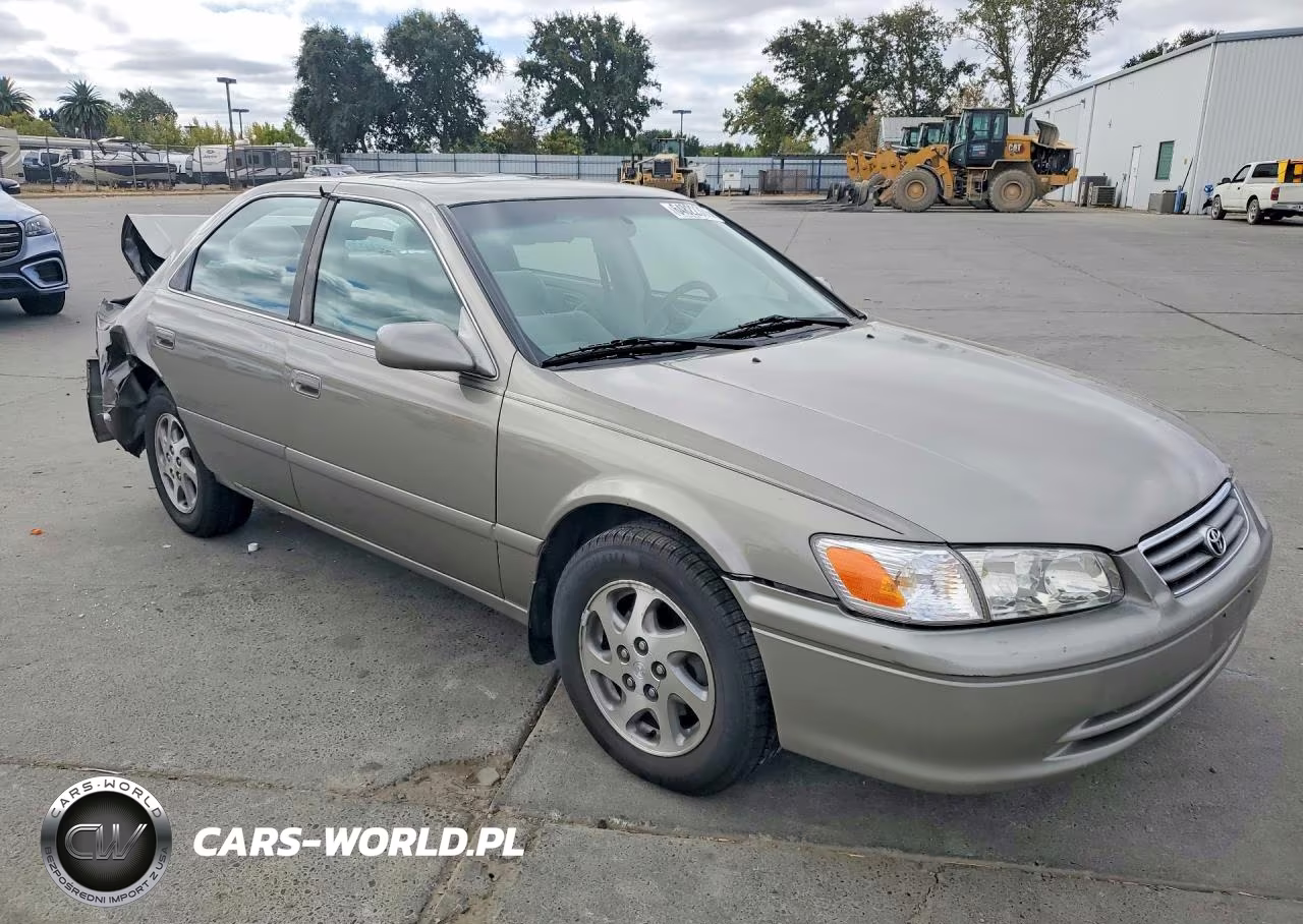 2001 Toyota Camry Le VIN:JT2BG22K410553369 - 4