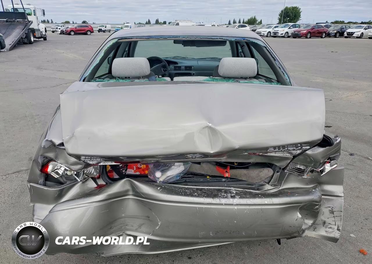 2001 Toyota Camry Le VIN:JT2BG22K410553369 - 6
