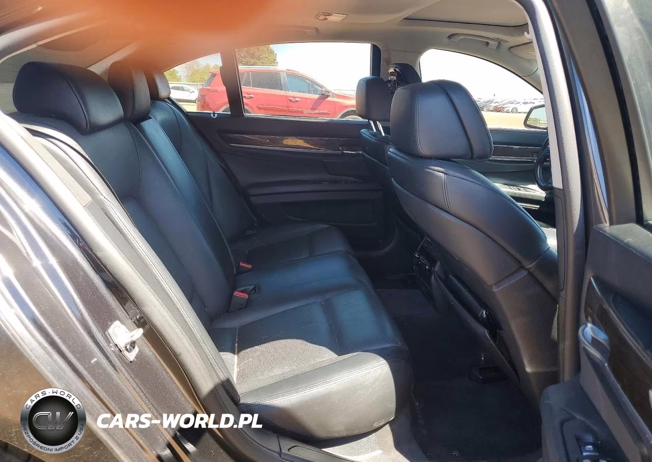 2012 BMW 750 Xi VIN:WBAKC6C51CC396949 - 10