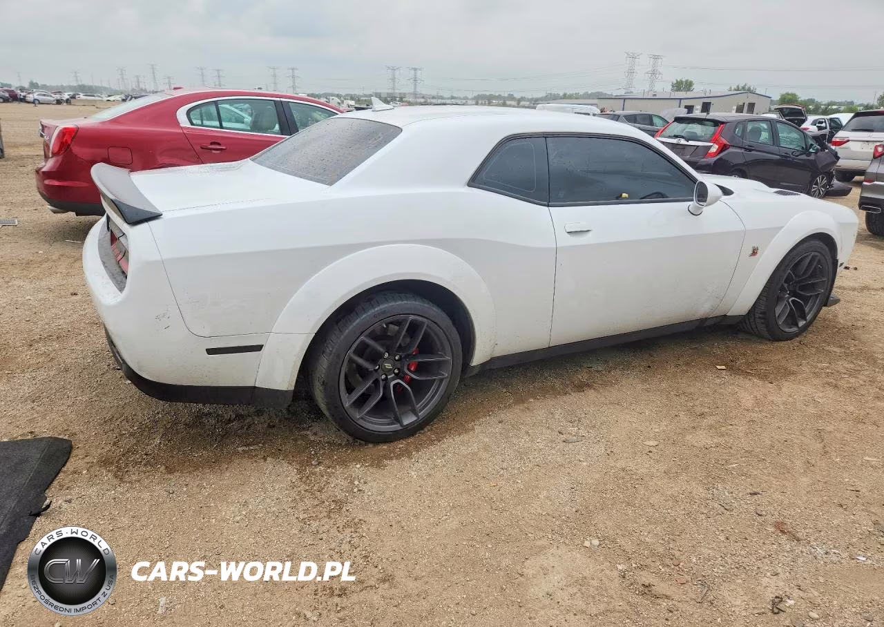 2022 Dodge Challenger R-T Scat Pack VIN:2C3CDZFJXNH159301 - 3
