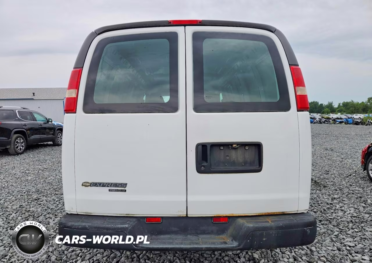 2013 Chevrolet Express G2500 VIN:1GCWGFFA2D1107673 - 6