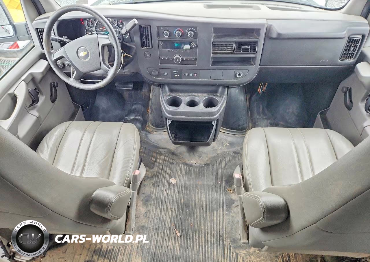 2013 Chevrolet Express G2500 VIN:1GCWGFFA2D1107673 - 8