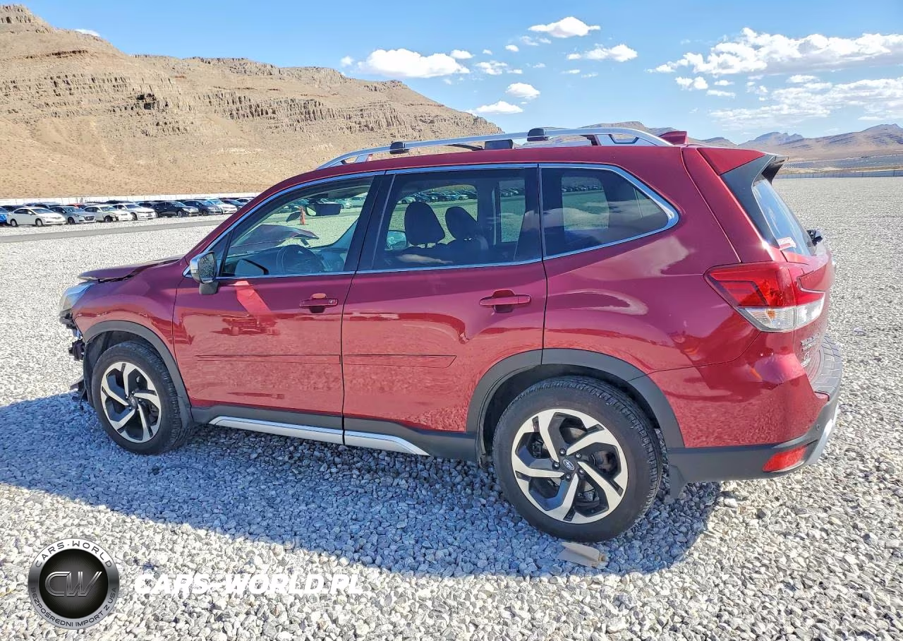 2022 Subaru Forester Touring VIN:JF2SKARC1NH415800 - 2