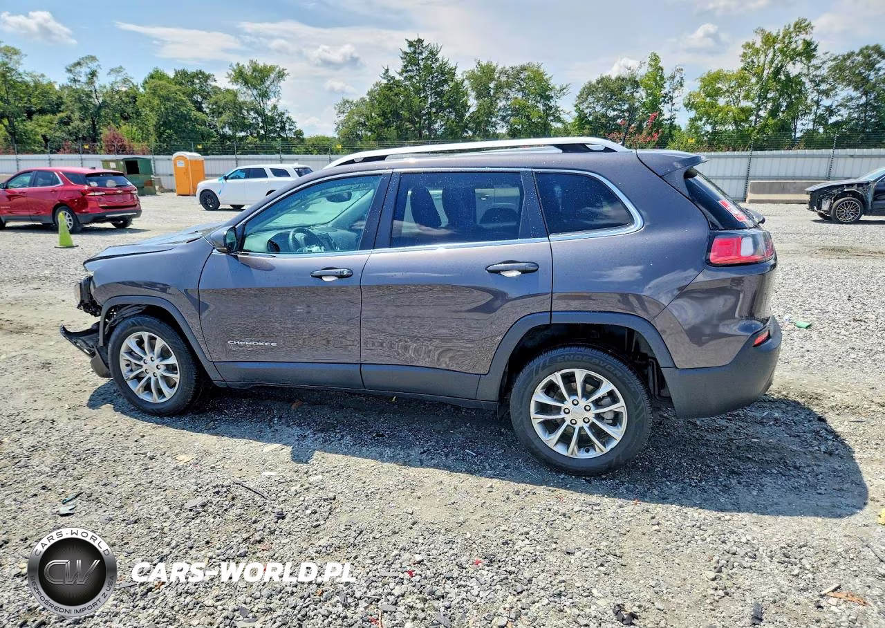 2021 Jeep Cherokee Latitude Plus VIN:1C4PJLLB3MD218166 - 2