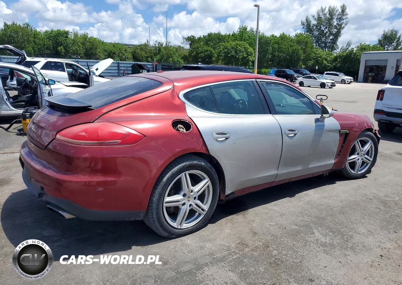 2015 Porsche Panamera 4 VIN:WP0AA2A73FL000977 - 3