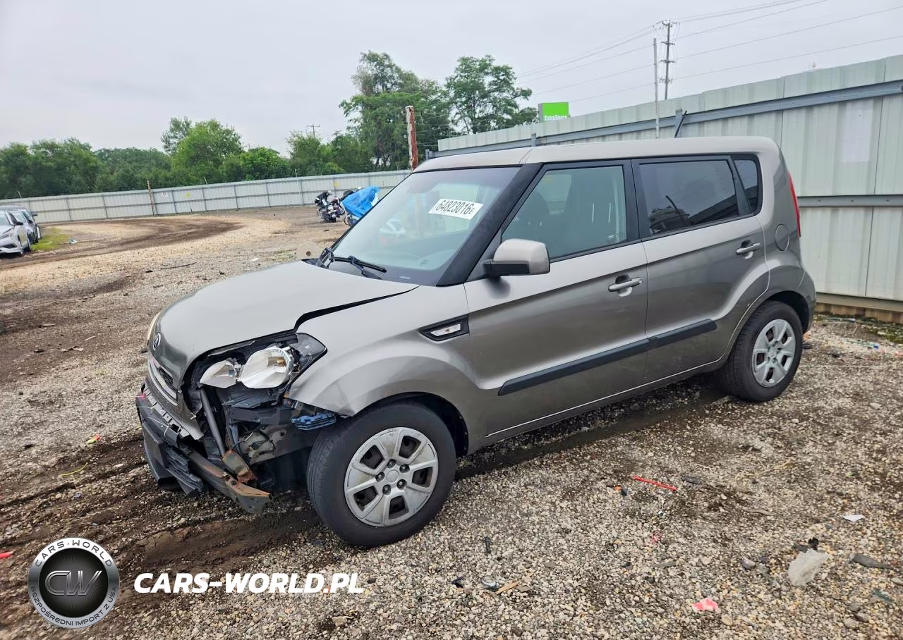 2013 Kia Soul Base VIN:KNDJT2A52D7517072 - 1