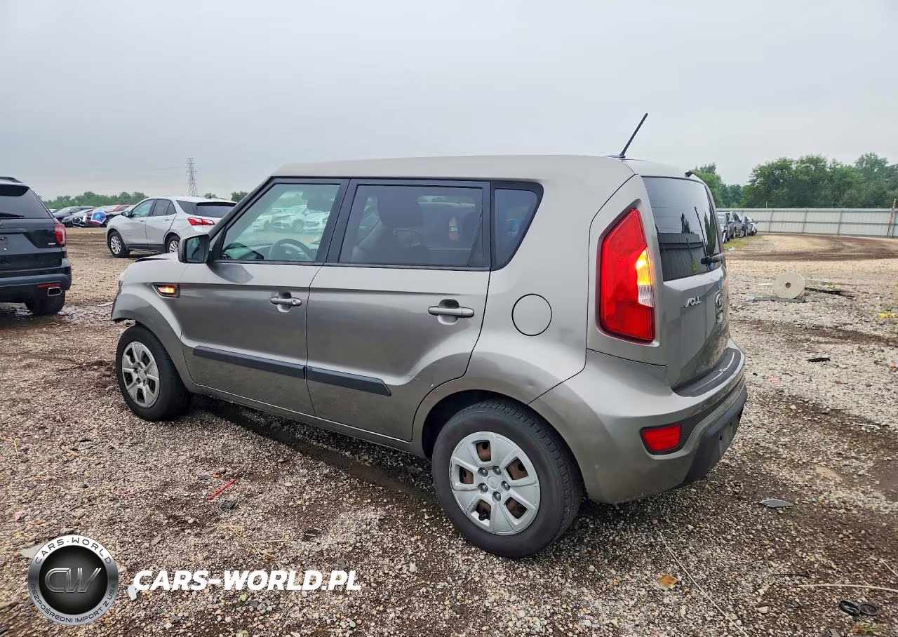2013 Kia Soul Base VIN:KNDJT2A52D7517072 - 2