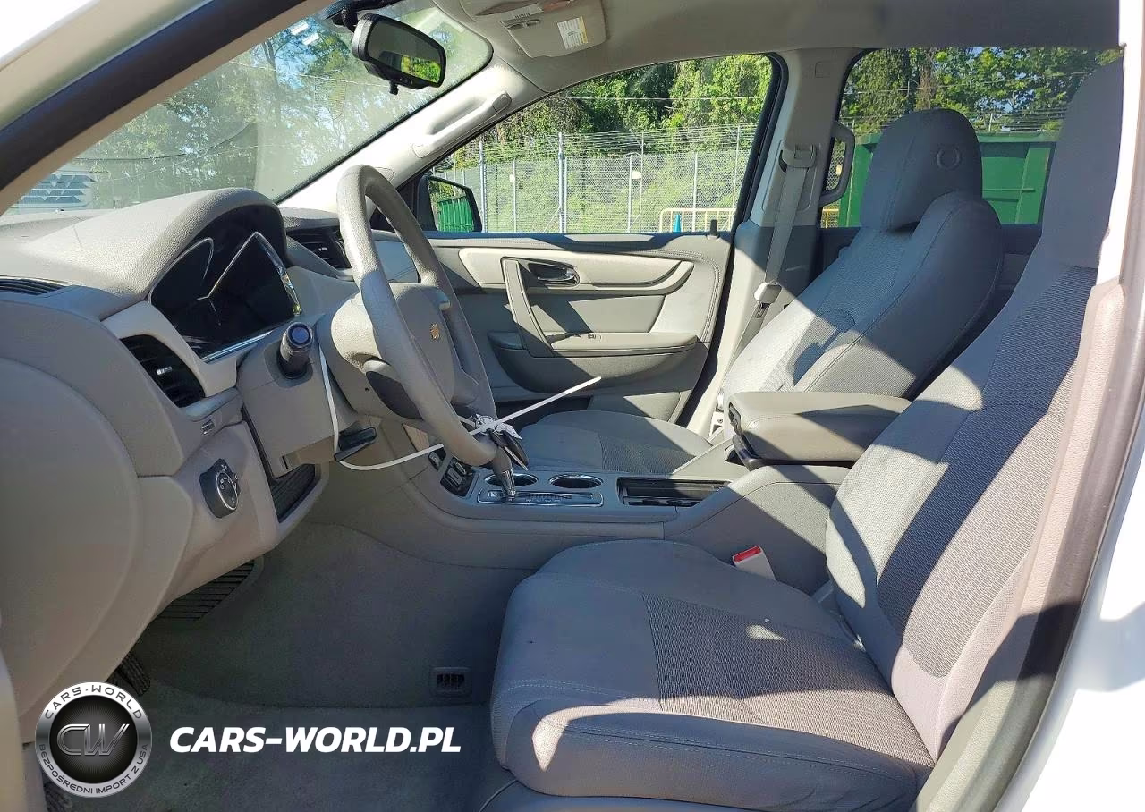 2017 Chevrolet Traverse Ls VIN:1GNKVFKD7HJ324573 - 7