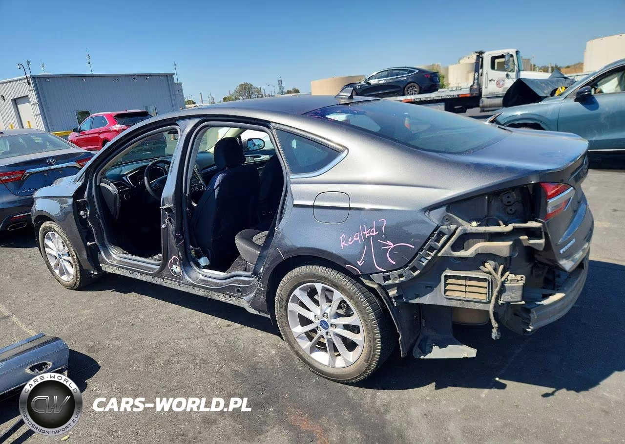 2020 Ford Fusion Se VIN:3FA6P0HD2LR149484 - 2