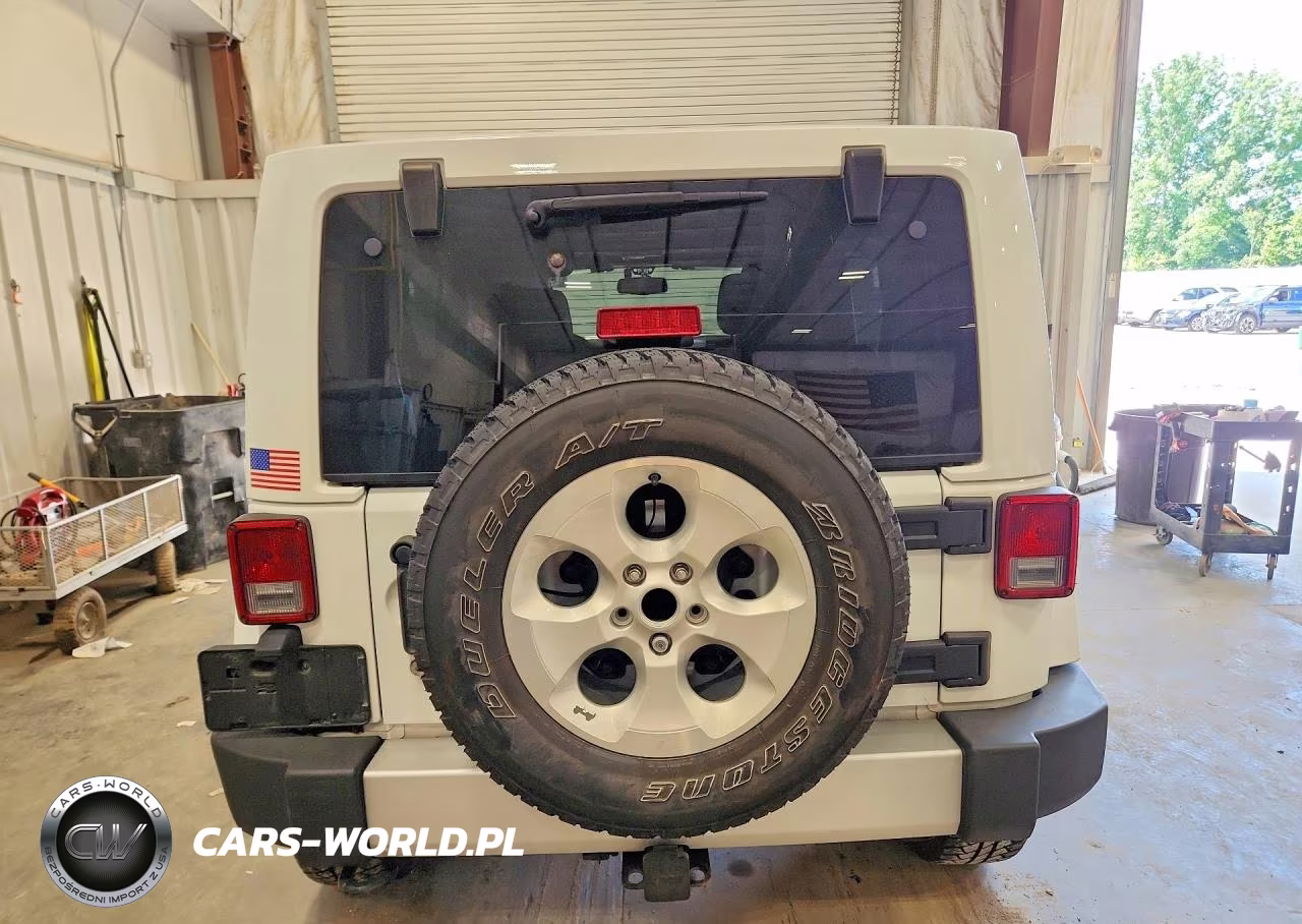 2013 Jeep Wrangler Unlimited Sahara VIN:1C4BJWEG8DL545916 - 6