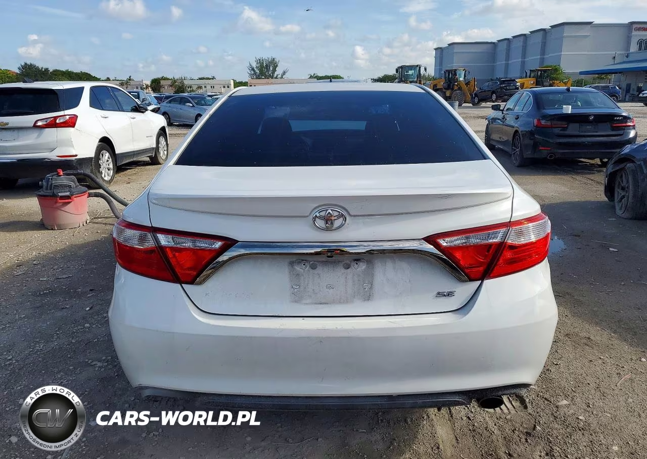 2015 Toyota Camry Se VIN:4T1BF1FK3FU929621 - 6