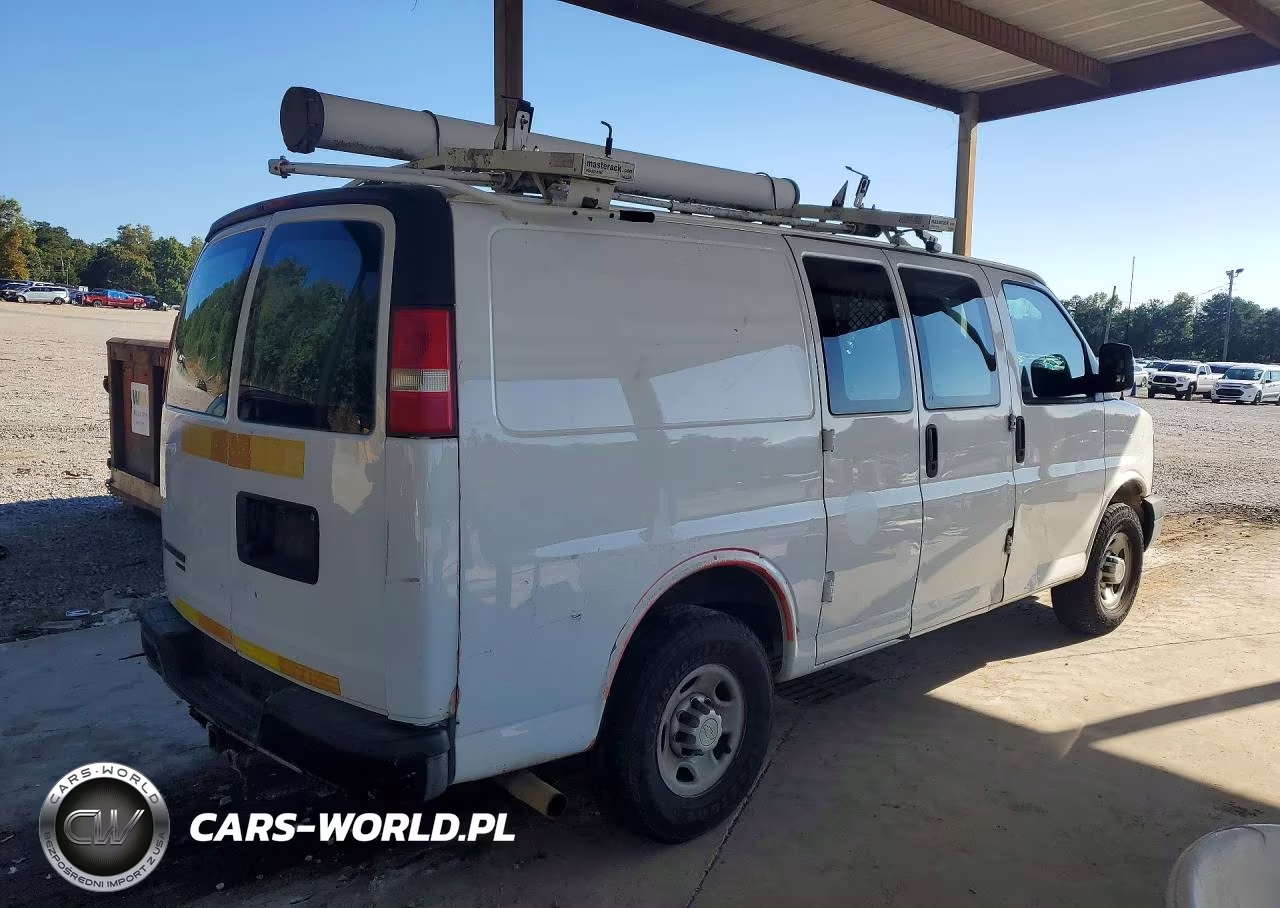 2013 Chevrolet Express G2500 VIN:1GCWGFCA8D1903980 - 3