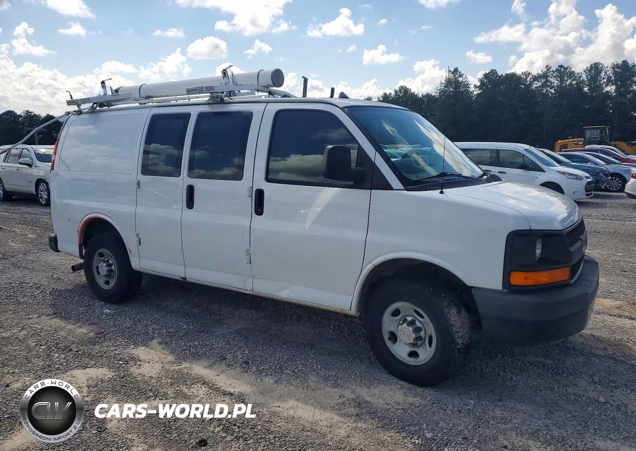 2013 Chevrolet Express G2500 VIN:1GCWGFCA8D1903980 - 4