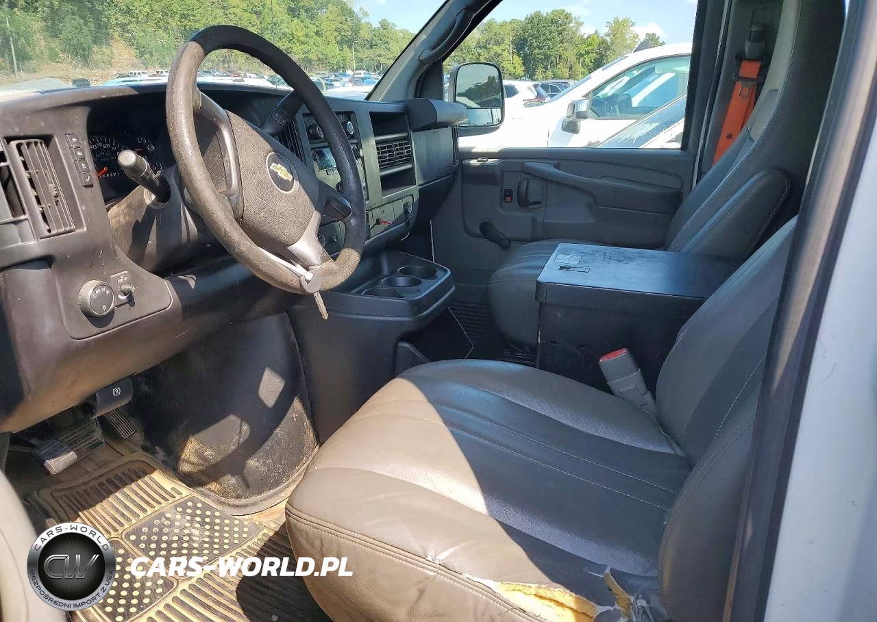 2013 Chevrolet Express G2500 VIN:1GCWGFCA8D1903980 - 7