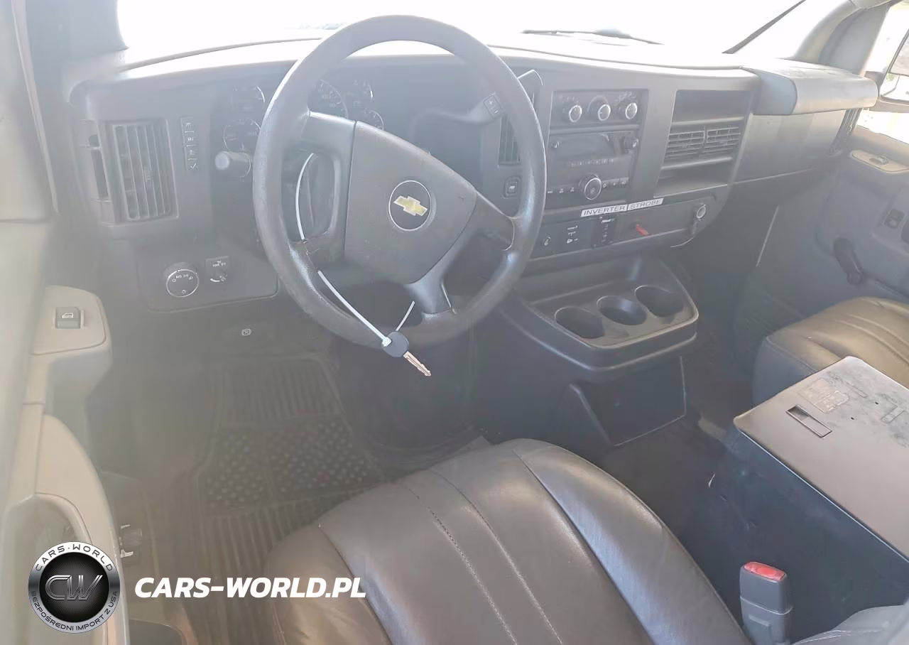 2013 Chevrolet Express G2500 VIN:1GCWGFCA8D1903980 - 8