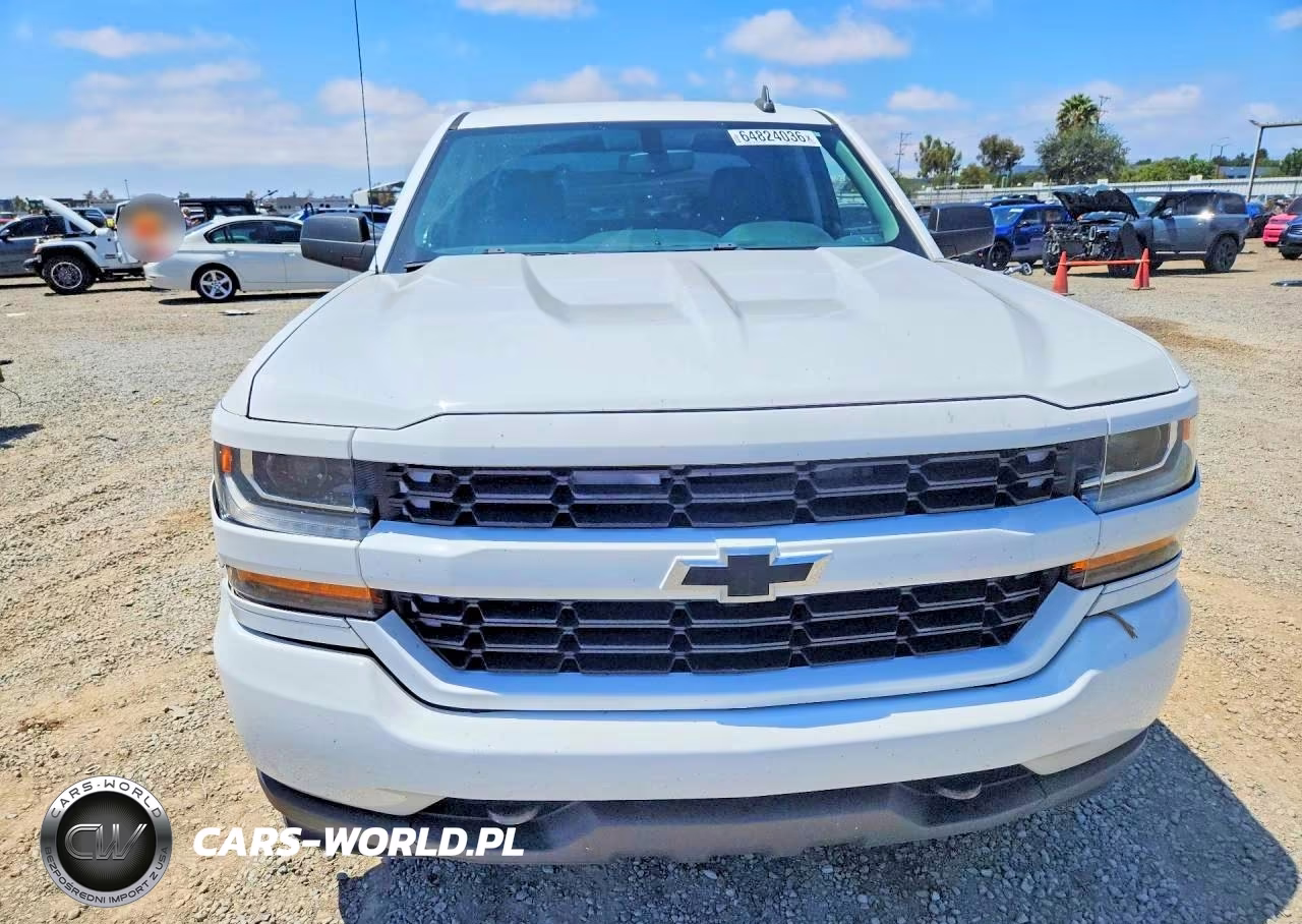2017 Chevrolet Silverado C1500 Custom VIN:1GCRCPEH1HZ196480 - 5
