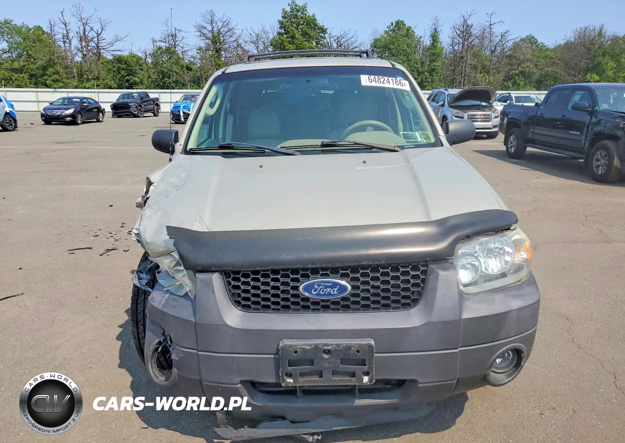 2005 Ford Escape Xlt VIN:1FMYU93125KD74746 - 5