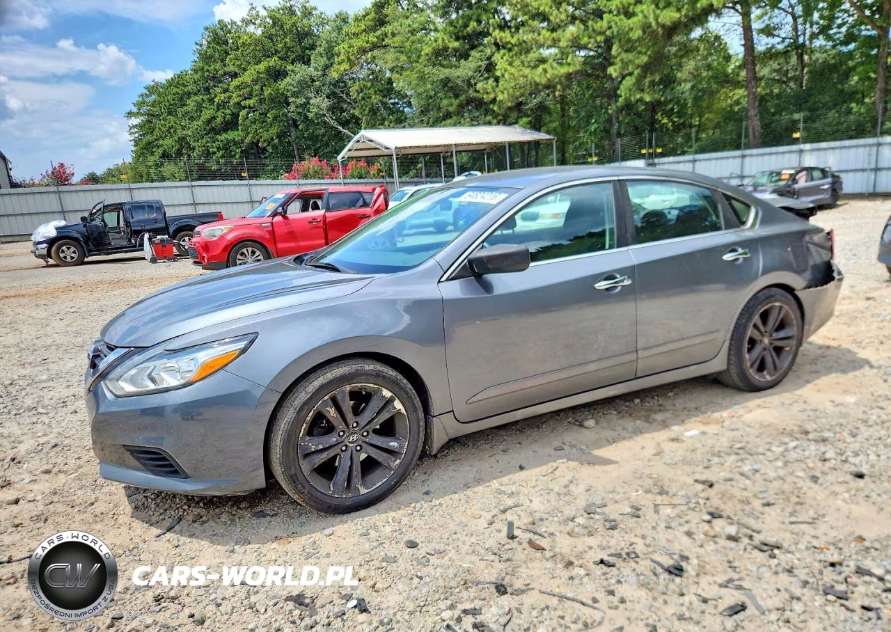2016 Nissan Altima 2.5 S – zdjęcie 1 z 12