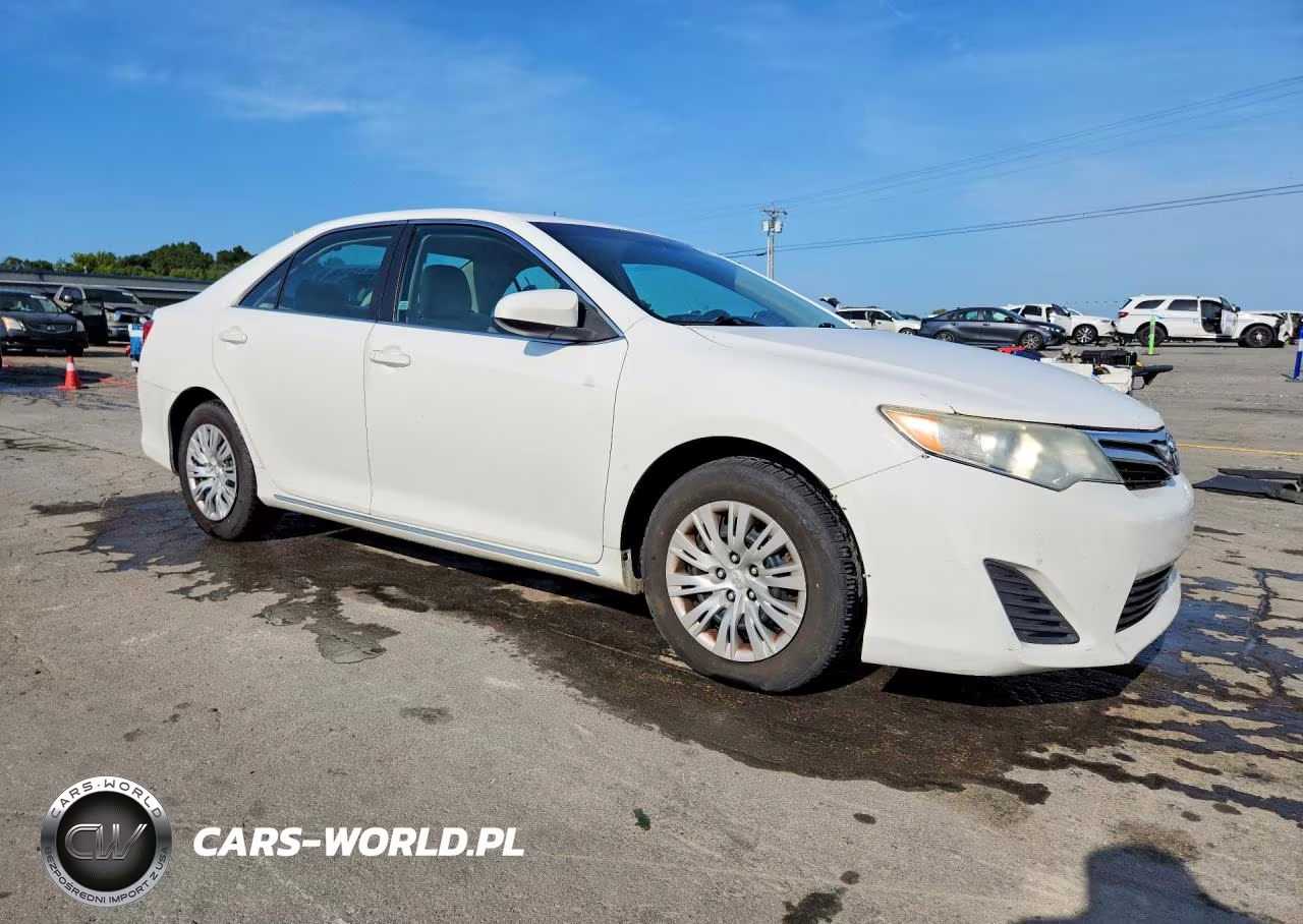 2013 Toyota Camry Le VIN:4T4BF1FK9DR279969 - 4