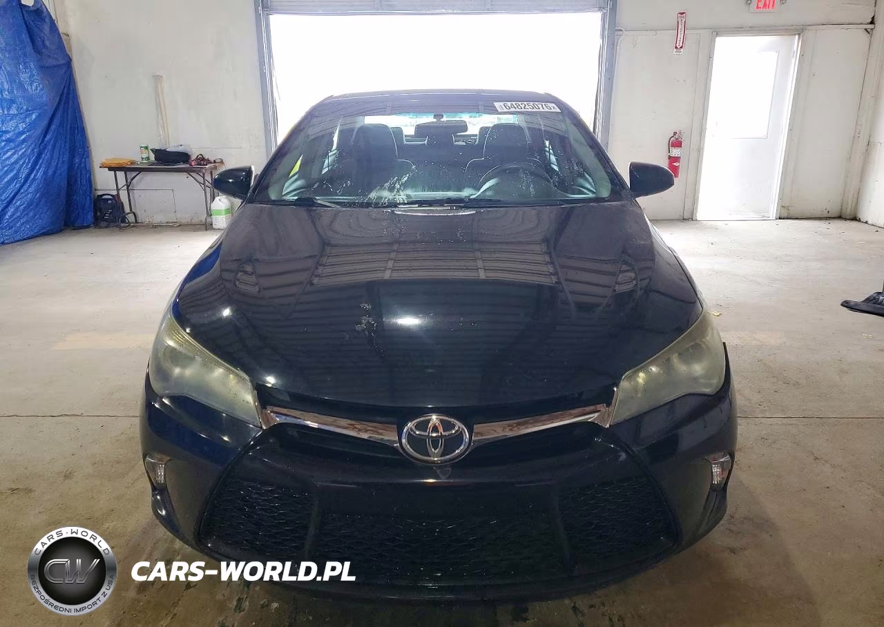 2015 Toyota Camry Se VIN:4T1BF1FKXFU931558 - 5