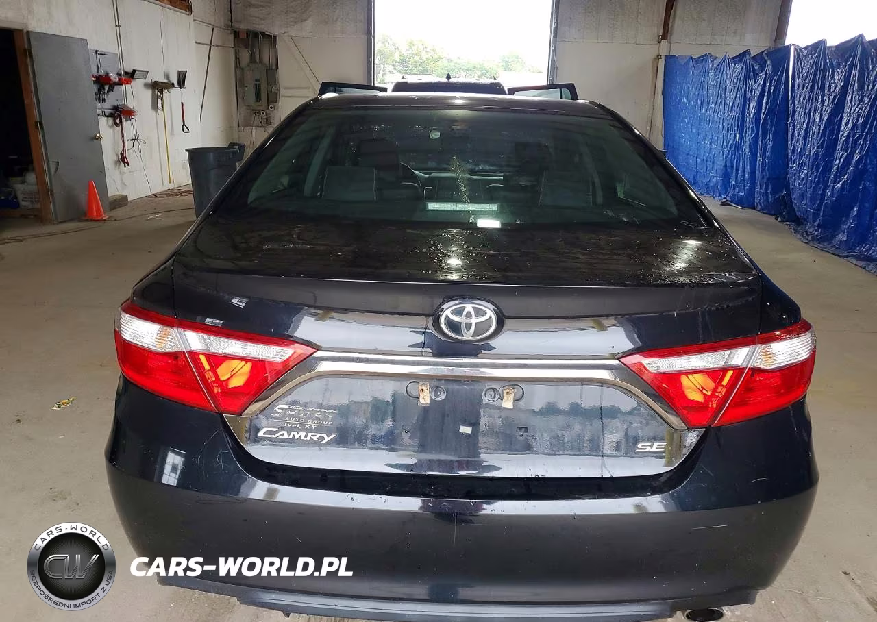 2015 Toyota Camry Se VIN:4T1BF1FKXFU931558 - 6